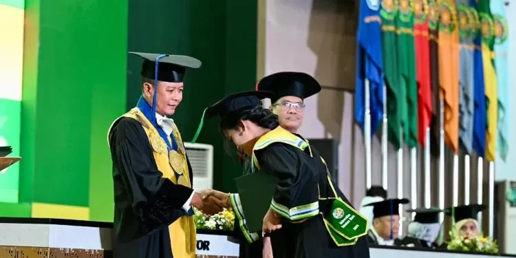 2.656 Lulusan USU Diwisuda, Prof Muryanto Amin Minta Alumni Terapkan Lifelong Learning