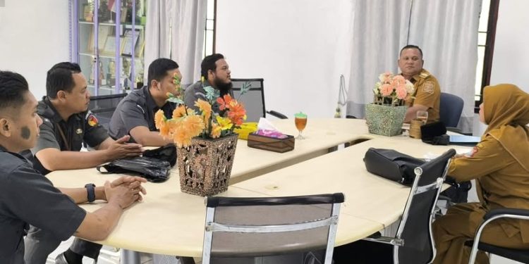 Implementasi SI Nomor 2/2026, Bawaslu Kota Tanjungbalai Pererat Sinergi Ke Camat Datuk Bandar Timur