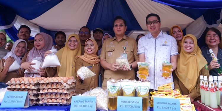 Buka Pasar Murah Imlek, Rico Waas: Medan Simbol Keberagaman Indonesia