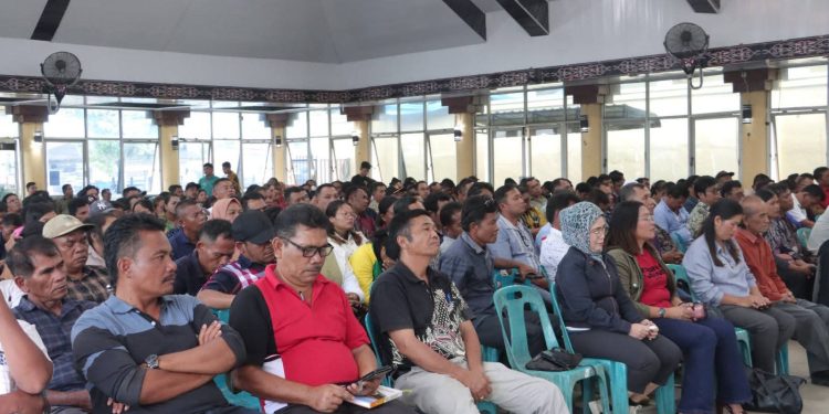 Bupati Vickner Raker Bersama Jajaran OPD dan Perangkat Desa se- Kabupaten Dairi