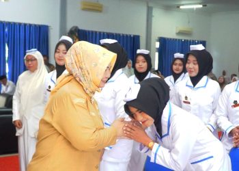 Wabup Tiorita Hadiri Capping Day Akbid Langkat Angkatan XXIV