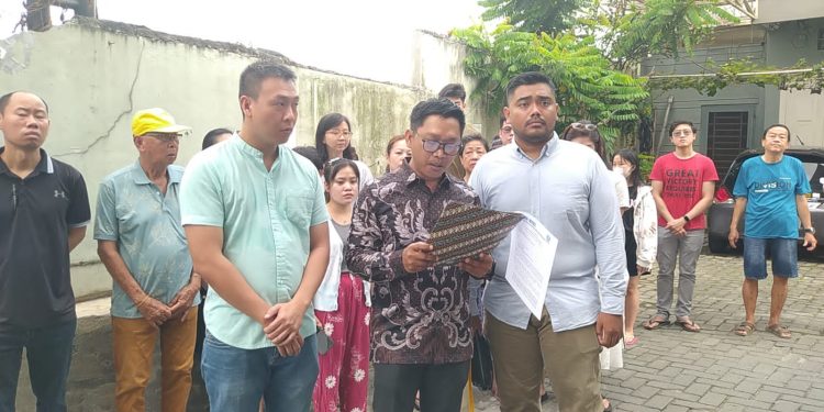 Warga Perumahan Contempo Regency Tolak Pembongkaran Pagar Tembok