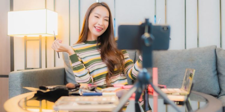 Blibli Hadir di You Tube Shopping: Belanja Makin Praktis, Konten Makin Cuan bagi Kreator