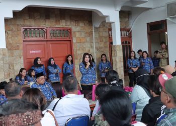 Bupati Dairi Ramah Tamah dengan Insan Pers