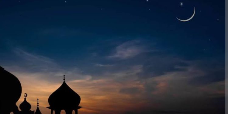 Agar Tidak Merugi, Raih Malam Lailatul Qadar dengan Banyak Beribadah