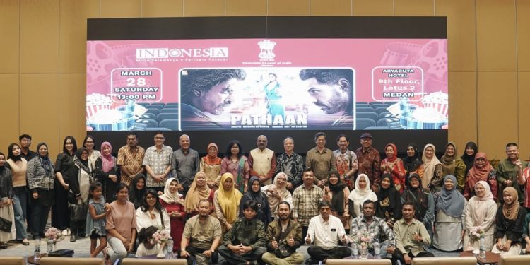 Pemutaran Film Pathaan Disambut Antusias Warga Medan