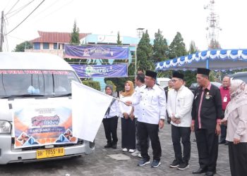 Wakil Bupati Dairi Bekali Calon Jamaah Haji