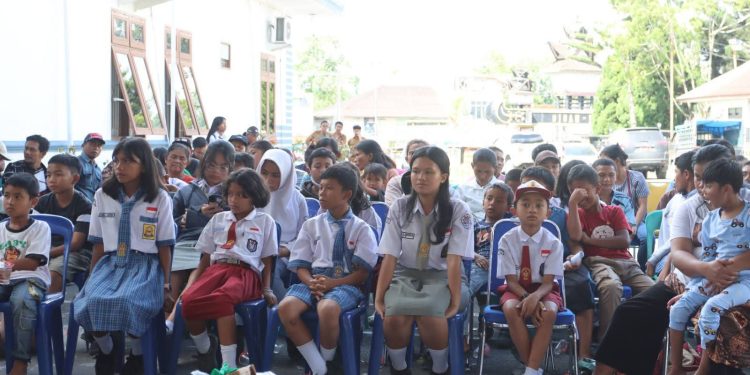 Pemkab Dairi Salurkan Bantuan Kluster Anak