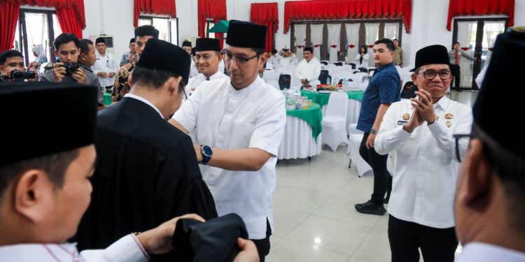 Lantik Dewan Pengawas dan Dewan Hakim MTQ ke-59, Rico Waas Tekankan Profesionalisme dan Keadilan