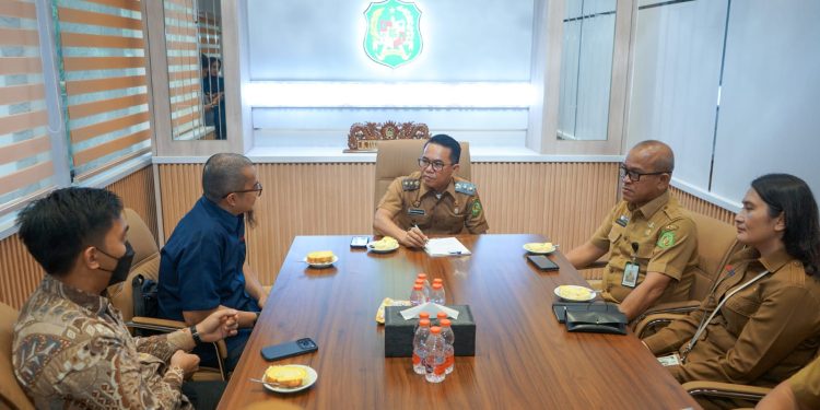 Terima Audiensi RS Awal Bros, Zakiyuddin Harahap: Jangan Bedakan Pasien Umum dan BPJS