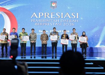 Terobosan Tata Kelola Keuangan, Bobby Nasution Raih Penghargaan Creative Financing dari Mendagri