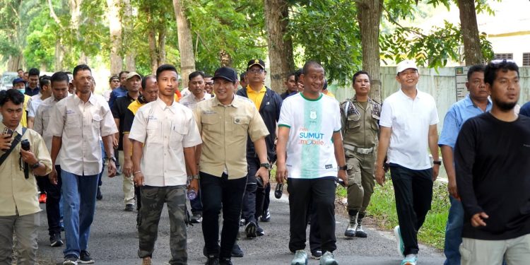May Day Harmonis, Ratusan Buruh Meriahkan Gerak Jalan di Langkat