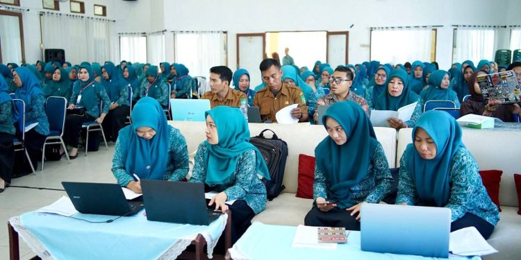 Endang Syah Afandin Dorong PKK Langkat Go Digital Lewat SIPANDA