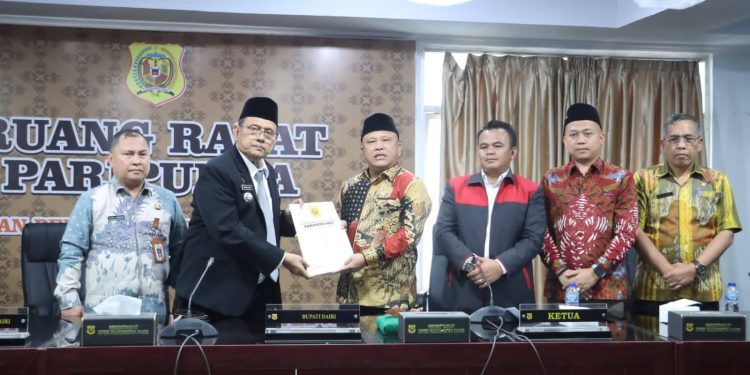 DPRD Dairi Sampaikan Rekomendasi LKPj Bupati Tahun Anggaran 2025