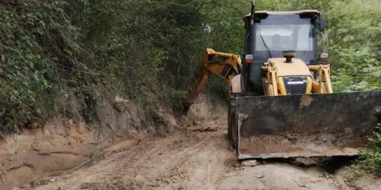 Bahu Jalan Desa Liang Jering Rampung Dikerjakan