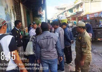Satpol PP dan PD Pasar Lakukan Penertiban