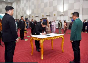 Rektor USU Prof Muryanto Lantik Dekan, Wakil Dekan Fakultas Serta Direktur dan Wakil Direktur Sekolah Pascasarjana