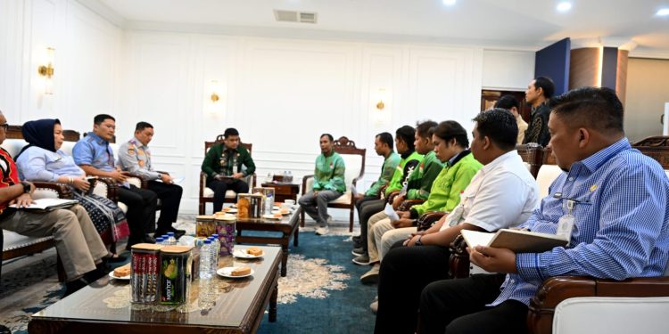 Gubernur Bobby Siap Jembatani Aspirasi Ojol ke DPR RI Asal Sumut