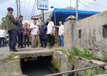 Wali Kota Rico Tinjau Banjir di Medan Selayang, Siapkan Solusi Penanganan Drainase