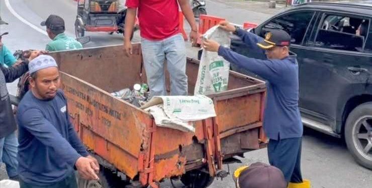 Camat Pimpin Gotong Royong Terpadu di Kota Panyabungan
