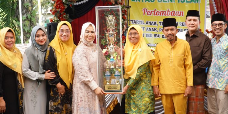 Wabup Tiorita Tutup Gebyar Muharam, Pantai Gemi Juara Umum