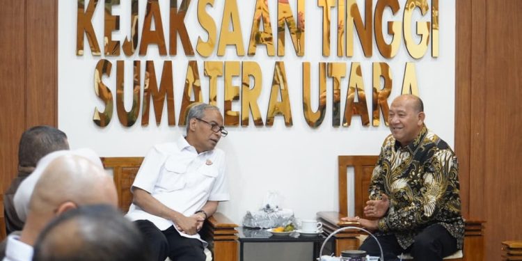 Bupati Langkat Perkuat Sinergi dengan Kajati Sumut