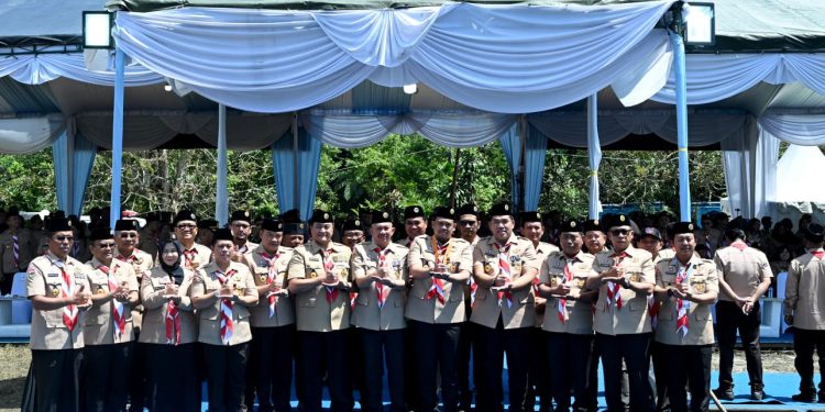 Gubernur Bobby Tutup Jamdasu XI, Hadiahi 19 Petugas Upacara Berangkat ke Jamnas 2026
