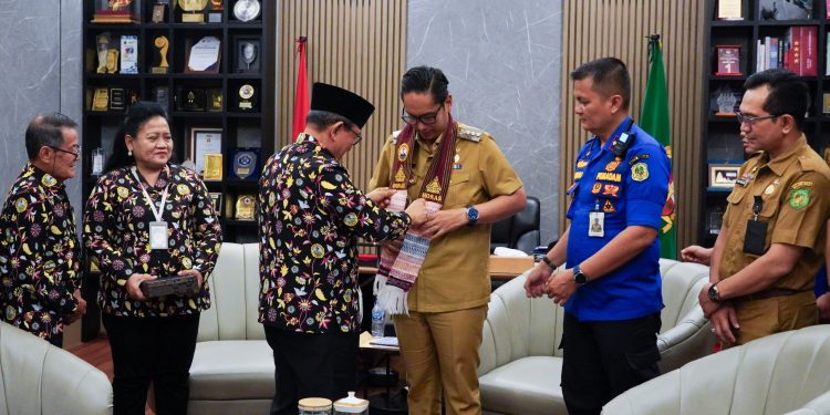 Wali Kota Medan Ajak Seluruh Elemen Perkuat Pendidikan, Rakernas MPK Indonesia Jadi Momentum Bangun SDM Unggul
