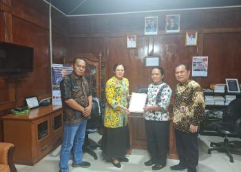 Bupati Dairi Serahkan SK Plt Kadis P3AP2KB