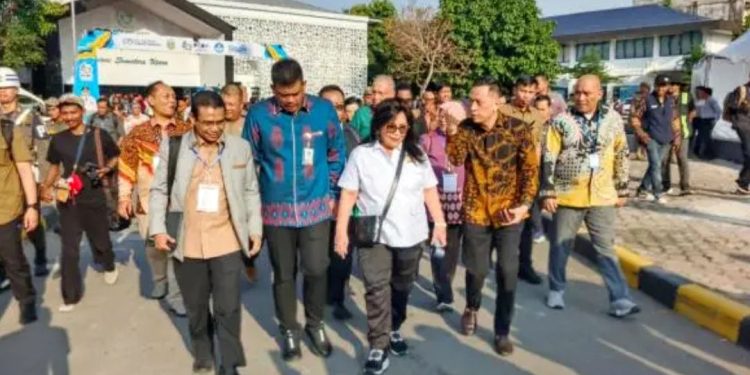 Diharapkan Naik Kelas, Gubsu Bersama Komisi VII DPR RI Tinjau Arena PRSU