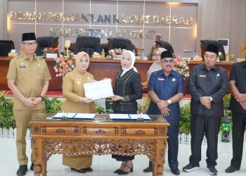 Plt Bupati Tiorita Tegaskan Stabilitas Pemerintahan dan Komitmen Antikorupsi