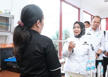 Plt Bupati Tiorita Tinjau Ketersediaan BBM di SPBU Stabat