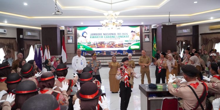 Plt Bupati Tiorita Lepas 85 Kontingen Langkat ke Jambore Nasional XII