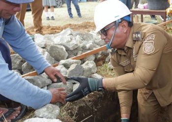 Bupati Dairi Letakkan Batu Pertama Pembangunan Gedung TK Negeri