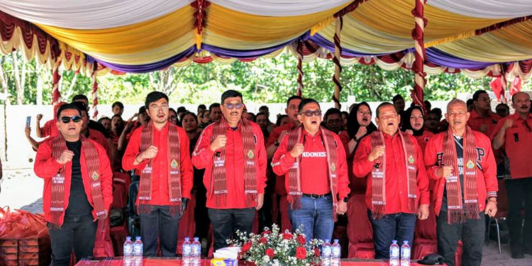 Hasto dan Djarot Groundbreaking Kantor DPC PDIP Samosir, Ingatkan Option For and With The Poor