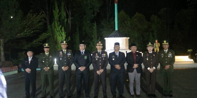 Wakil Bupati Dairi Ikuti Apel Kehormatan dan Renungan Suci