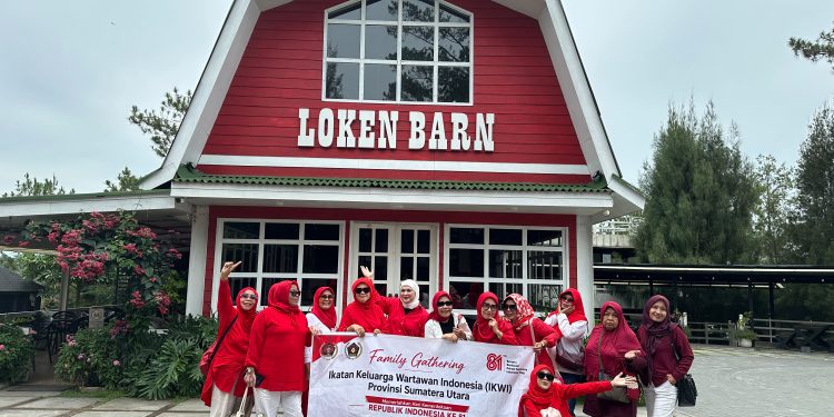 Meriahkan HUT RI, IKWI Sumut Perkuat Soliditas ke Wisata Alam Loken Barn Karo