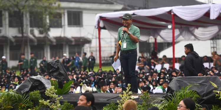 Pembukaan PKKMB, Rektor USU : Kemampuan Komunikasi Jadi Kunci Kesuksesan