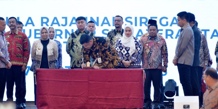 Tandatangani Komitmen Bersama KPK, Gubernur Bobby Dorong Pencegahan Korupsi Dilakukan Komprehensif