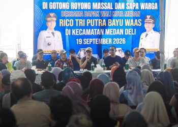 Sapa Warga Medan Deli, Rico Waas Tuntaskan Keluhan KTP hingga Pastikan Gang Cipto Diperbaiki