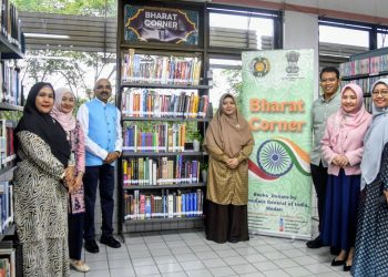 Konjen India Medan Tambah Kokeksi Buku di Bharat Corner USU