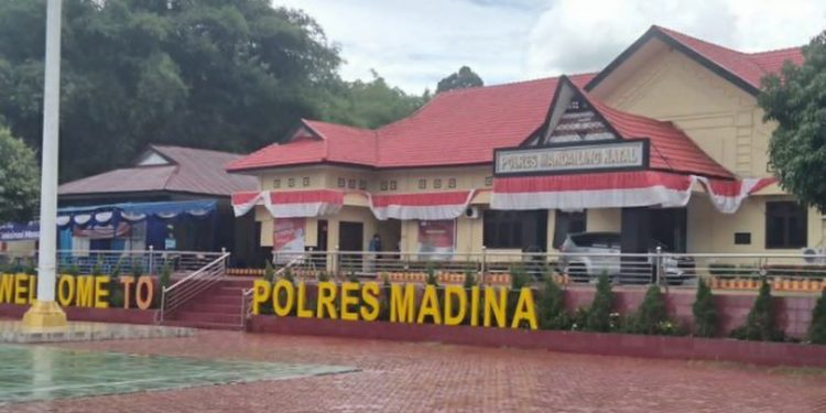 Anak Guru Pelaku Pelecehan di Siabu “Dibebaskan” Polres Madina Tengah Malam
