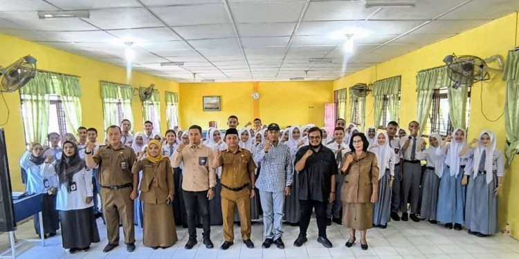 KPU Bersama Bawaslu Tanjungbalai Edukasi Pelajar Menengah Atas Jadi Pemilih Pintar