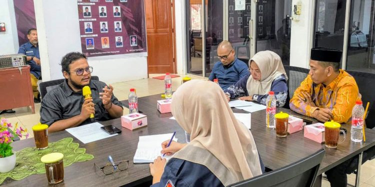 Koordiv HPPH Bawaslu Tanjungbalai Awasi Pleno Terbuka Rekap PDPB TW III 2026