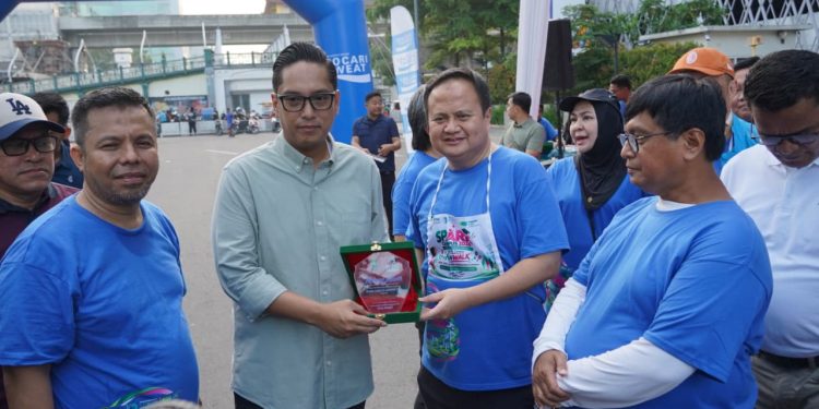 Lepas Jalan Sehat Spark Go To Campus, Wali Kota Medan Ingatkan Edukasi Kesehatan Reproduksi
