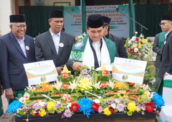 Wali Kota Medan Ajak Santri Kuasai Teknologi dan Perkuat Persatuan Menuju Indonesia Emas