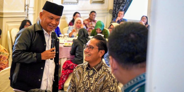 Rico Waas: Konflik Kepala Daerah Bisa Merusak Program Pembangunan