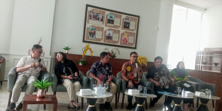 Dinas LHK Pastikan Tidak Ada Titik Api di Sumut, Kabut Asap Kiriman dari Luar Daerah