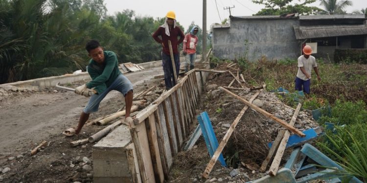Jalan Diperbaiki Warga Percut Ucapkan Terimakasih kepada Pemkab Deli Serdang