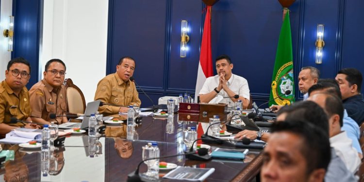 Lima Bupati Paparkan Usulan Kampung Kreatif, Gubernur Bobby Tekankan Penguatan Ekonomi dan SDM